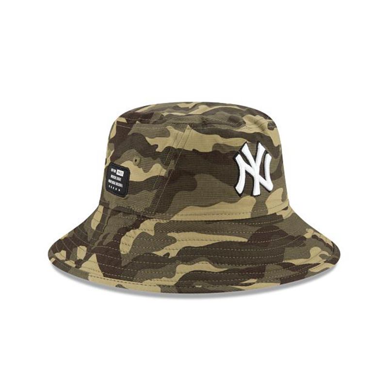 MLB New York Yankees Armed Forces Weekend Stretch (SEU9029) - Green New Era Bucket Hats